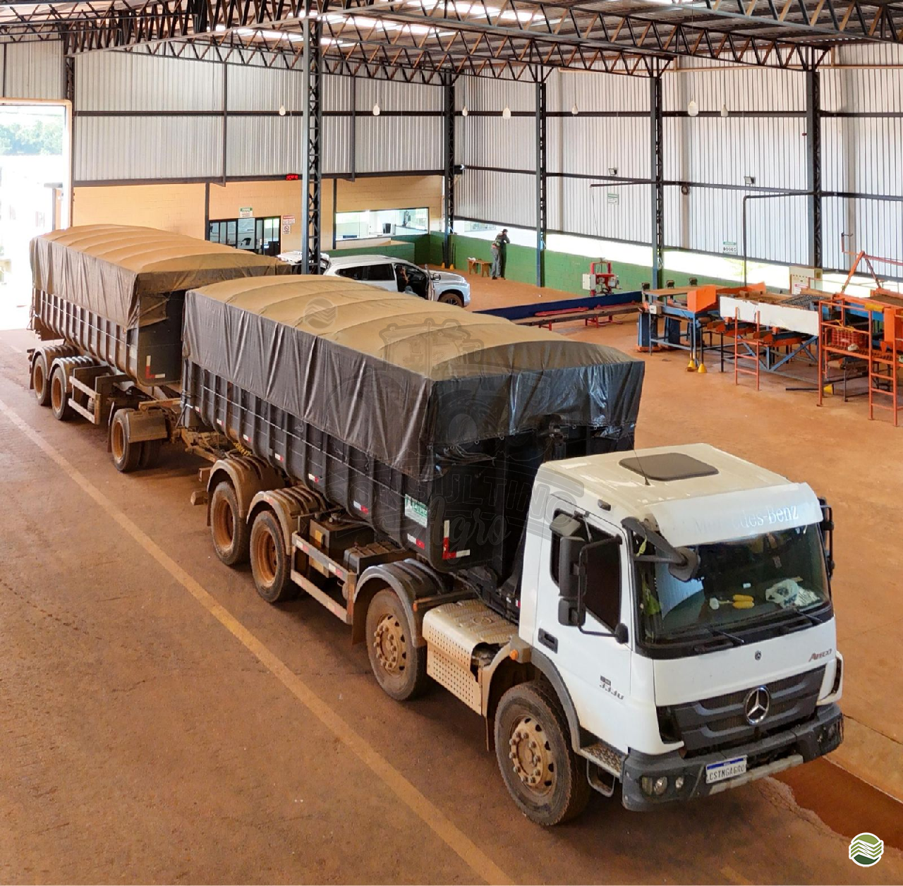 CAMINHAO MERCEDES-BENZ MB 3330 Conjunto BiTruck 8x4 Consulting Agro ITUVERAVA SÃO PAULO SP